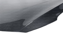 Cargar imagen en el visor de la galería, Seibon 10-12 Kia Optima OEM-Style Carbon Fiber Hood