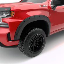 Cargar imagen en el visor de la galería, EGR 2023+ Chevrolet Silverado 1500 Bolt-On Look Fender Flares - Matte (Set of4)