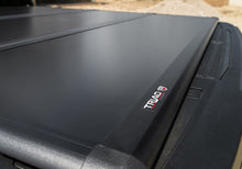 Cargar imagen en el visor de la galería, UnderCover 04-21 Ford F-150 5.5ft Triad Bed Cover