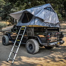 Cargar imagen en el visor de la galería, Westin 2021 Jeep Gladiator Overland Cargo Rack - Textured Black