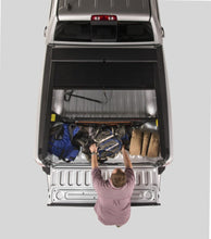 Cargar imagen en el visor de la galería, Roll-N-Lock 07-18 Toyota Tundra Crew Max Cab XSB 65in Cargo Manager