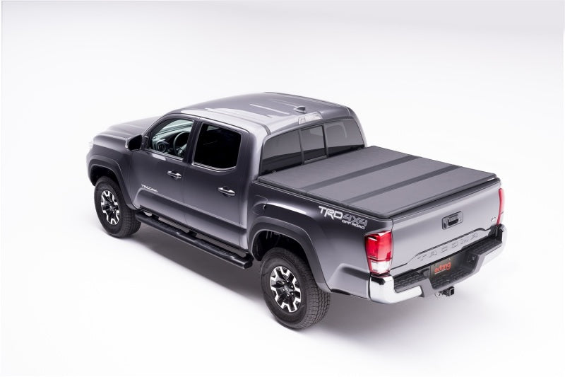 Extang 16 Toyota Tacoma (5ft) Solid Fold 2.0