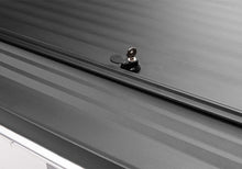 Cargar imagen en el visor de la galería, Roll-N-Lock 21-22 Ford F150 (78.9in. Bed) A-Series Retractable Tonneau Cover