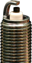 Cargar imagen en el visor de la galería, NGK Standard Spark Plug Box of 10 (LMAR8F-9)