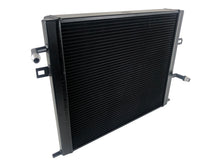 Cargar imagen en el visor de la galería, CSF BMW B58/B48 Front Mount Triple-Pass Heat Exchanger w/Rock Guard - Black