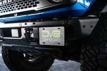 Cargar imagen en el visor de la galería, DV8 Offroad 21-22 Ford Bronco Factory Front Bumper License Relocation Bracket - Side