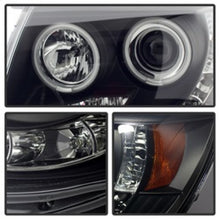 Cargar imagen en el visor de la galería, Spyder Toyota Tacoma 05-11 Projector Headlights CCFL Halo LED Blk Smke PRO-YD-TT05-CCFL-BSM