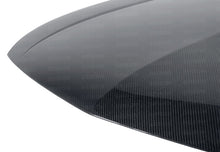 Cargar imagen en el visor de la galería, Seibon 09-10 Acura TSX OEM-style Carbon Fiber Hood