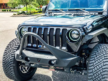 Cargar imagen en el visor de la galería, Oracle Jeep JL/Gladiator JT Oculus Bi-LED Projector Headlights - Amber/White Switchback