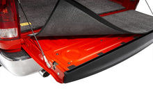 Cargar imagen en el visor de la galería, BedRug 05-23 Toyota Tacoma Tailgate Mat