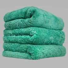 Cargar imagen en el visor de la galería, Chemical Guys Ultra Edgeless Microfiber Towel - 16in x 16in - Green - 3 Pack