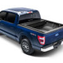 Cargar imagen en el visor de la galería, Retrax 15-18 F-150 Super Crew &amp; Super Cab 5.5ft Bed RetraxPRO XR