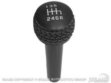 Cargar imagen en el visor de la galería, DV8 Offroad 2005-2010 Jeep TJ/JK 6-Speed Shift Knob Black Finish