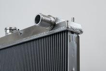 Cargar imagen en el visor de la galería, CSF Nissan R33 Skyline GT-R/GTS Full Billet Aluminum High-Performance Radiator