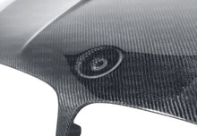 Cargar imagen en el visor de la galería, Seibon 07-10 BMW X5/X6 (E70/E71) TH-Style Carbon Fiber Hood