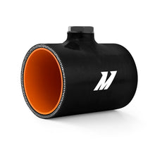 Cargar imagen en el visor de la galería, Mishimoto 3.0in Black Silicone Coupler w/ 1/8in NPT Bung