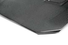 Cargar imagen en el visor de la galería, Seibon 11 BMW F20/F22 DV-Style Carbon Fiber Hood