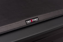 Cargar imagen en el visor de la galería, Truxedo 14-18 GMC Sierra &amp; Chevrolet Silverado 1500 6ft 6in TruXport Bed Cover