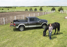 Cargar imagen en el visor de la galería, Truxedo 17-20 Ford F-250/F-350/F-450 Super Duty 6ft 6in TruXport Bed Cover