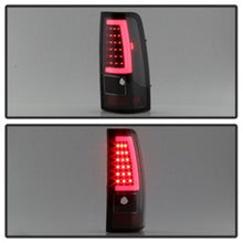 Cargar imagen en el visor de la galería, xTune Chevy Silverado 1500/2500/3500 99-02 / Version 3 Tail Lights Black ALT-ON-CS99V3-LBLED-BK