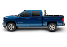 Cargar imagen en el visor de la galería, UnderCover 14-18 Chevy Silverado 1500 (19 Legacy) 5.8ft Flex Bed Cover