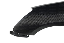 Cargar imagen en el visor de la galería, Seibon 02-05 Honda Civic SI Carbon Fiber Fenders (pair)