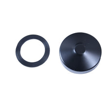 Cargar imagen en el visor de la galería, Omix Gas Cap Vented Black 46-71 CJ/Willys