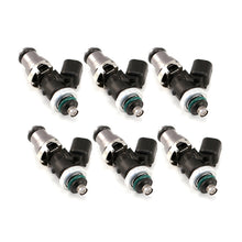 Cargar imagen en el visor de la galería, Injector Dynamics 1700cc Injectors-48mm Length-14mm Top - 14mm Low O-Ring (R35 Low Spacer)(Set of 6)