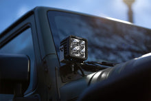Cargar imagen en el visor de la galería, Rigid Industries Radiance Pod XL Amber Backlight - Pair