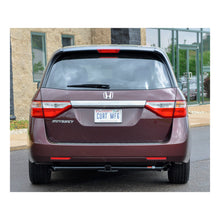 Load image into Gallery viewer, Curt 05-11 Honda Odyssey Class 3 Trailer Hitch w/2in Receiver BOXED