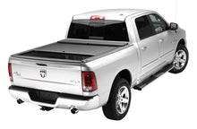 Cargar imagen en el visor de la galería, Roll-N-Lock 09-17 Dodge Ram 1500 XSB 67in M-Series Retractable Tonneau Cover