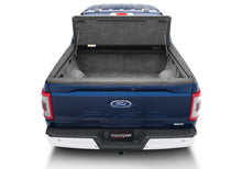 Cargar imagen en el visor de la galería, UnderCover 2022 Ford Maverick 4.5ft Ultra Flex Bed Cover