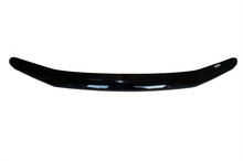 Cargar imagen en el visor de la galería, AVS 02-09 Chevy Trailblazer High Profile Bugflector II Hood Shield - Smoke