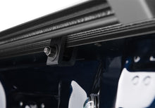 Cargar imagen en el visor de la galería, BAK 2021+ Ford F-150 Revolver X4s 6.5ft Bed Cover