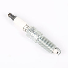 Cargar imagen en el visor de la galería, Omix Spark Plug 3.8L 07-11 Jeep Wrangler JK