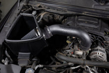 Cargar imagen en el visor de la galería, K&amp;N 21-23 Ram 1500 5.7L V8 Performance Air Intake System