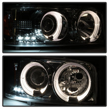 Cargar imagen en el visor de la galería, Spyder GMC Sierra 1500/2500/3500 99-06 Projector Headlights LED Halo LED Chrome PRO-YD-CDE00-HL-C