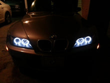 Cargar imagen en el visor de la galería, Spyder BMW Z3 96-02 Projector Headlights LED Halo Black High H1 Low H1 PRO-YD-BMWZ396-HL-BK