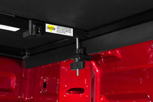 Cargar imagen en el visor de la galería, Tonno Pro 15-19 Chevy Silverado 3500 6.6ft Fleetside Hard Fold Tonneau Cover