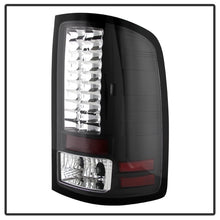 Cargar imagen en el visor de la galería, Spyder GMC Sierra 07-13 (Not fit 3500 Dually 4 Rear Wheels)LED Tail Lights Black ALT-YD-GS07-LED-BK