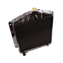 Cargar imagen en el visor de la galería, Omix Radiator 2 Row 134 Cubic Inch 55-71 Jeep CJ