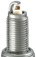 Cargar imagen en el visor de la galería, NGK Standard Spark Plug Box of 10 (CPR9EB-9)