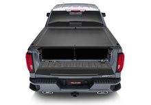 Cargar imagen en el visor de la galería, Roll-N-Lock 2019 Chevrolet Silverado 1500 72.5in Bed M-Series Retractable Tonneau Cover