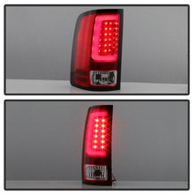 Cargar imagen en el visor de la galería, Spyder 07-13 GMC Sierra 1500 V2 Light Bar LED Tail Lights - Red Clear (ALT-YD-GS07V2-LBLED-RC)