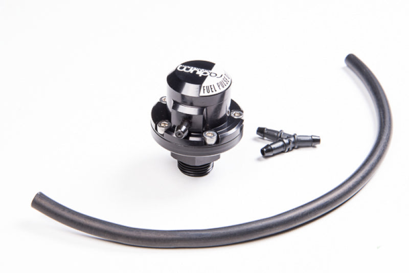 Radium Engineering FPD-XR Direct Mount 8AN ORB Fuel Pulse Damper Kit
