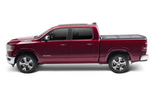 Cargar imagen en el visor de la galería, UnderCover 19-20 Ram 1500 5.7ft Flex Bed Cover