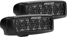 Cargar imagen en el visor de la galería, Rigid Industries SR-Q Series PRO Midnight Edition - Spot - Diffused - Pair