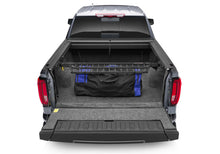 Cargar imagen en el visor de la galería, Roll-N-Lock 2020 Chevy Silverado/Sierra 2500/3500 MB 80-1/2in Cargo Manager