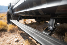Cargar imagen en el visor de la galería, AMP Research 22-23 Ford F-250/350/450 (Sync 4 Models ONLY) PowerStep Smart Series