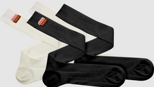 Cargar imagen en el visor de la galería, Momo Comfort Tech Socks Small (FIA 8856-2000)-Black